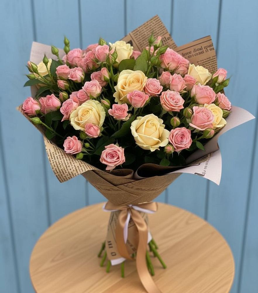 Букет цветов из: Розы в Пскове