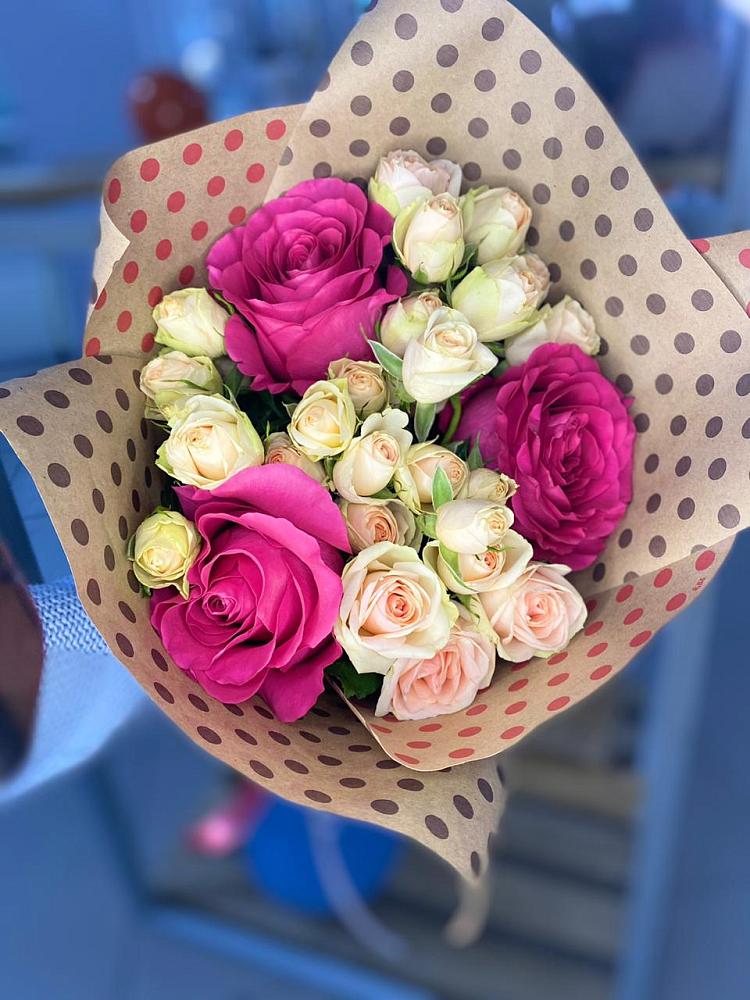 Букет цветов из: Розы в Пскове