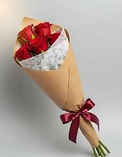 Букет цветов из:  Розы в Пскове