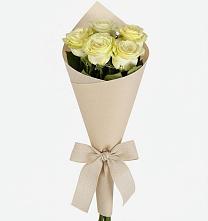 Букет цветов из:  Розы в Пскове
