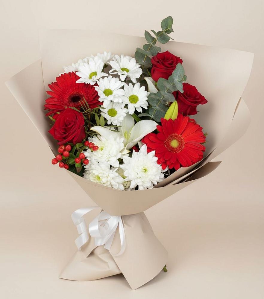 Букет цветов из: Розы, Хризантемы, Герберы и Лилии в Пскове