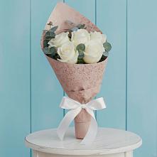 Букет цветов из:  Розы в Пскове