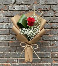 Букет цветов из:  Розы в Пскове
