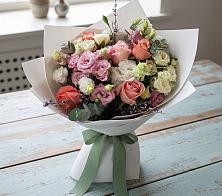 Букет цветов из:  Розы, Лизиантусы и Гвоздики #REPLACE_PRED# Пскове