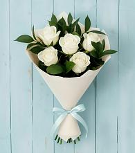 Букет цветов из:  Розы в Пскове