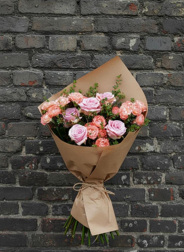 Букет цветов из: Розы в Пскове