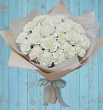 Букет цветов из:  Гвоздики в Пскове